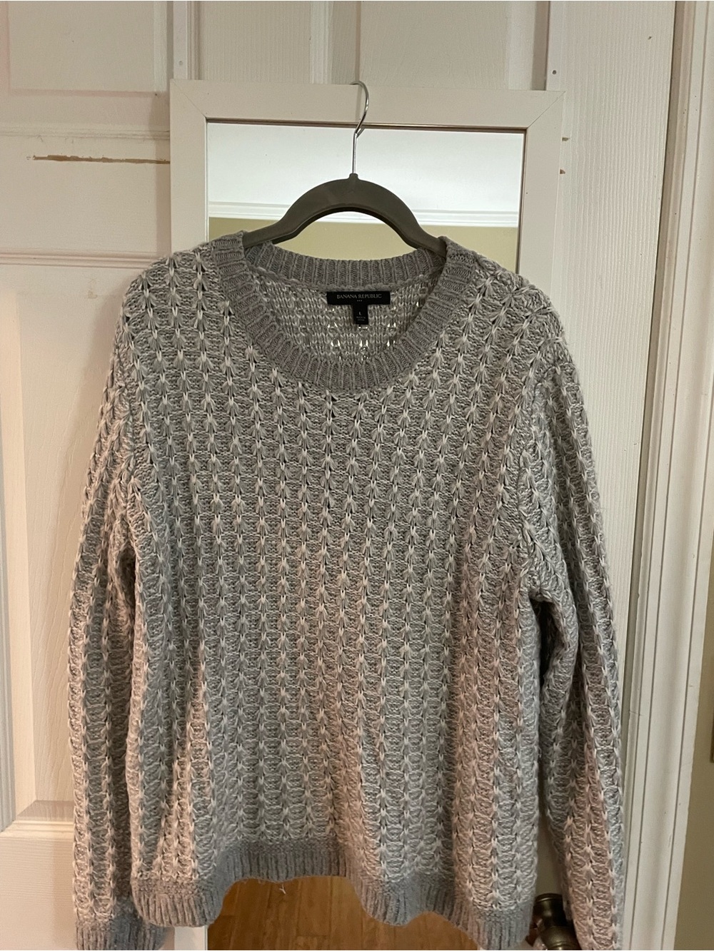 Banana Republic Textured Knit Sweater Gray Size L